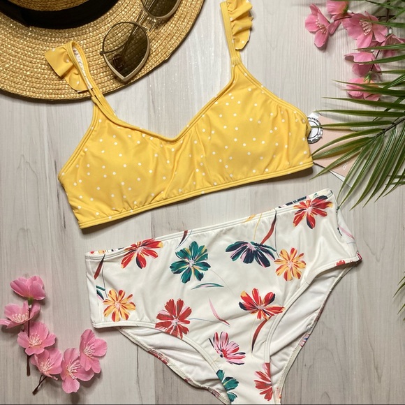 O’Neill 🌼 Girls Ruffle Bralette Bikini - Picture 1 of 7